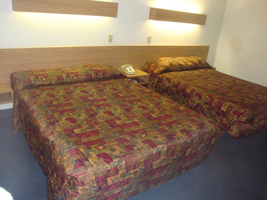Travelers Inn Lake Havasu Lake Havasu City Ngoại thất bức ảnh